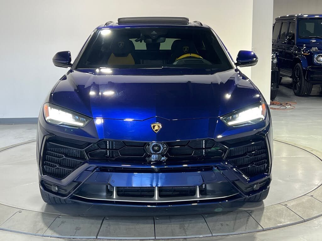 Used 2021 Lamborghini Urus AWD/4WD image 9