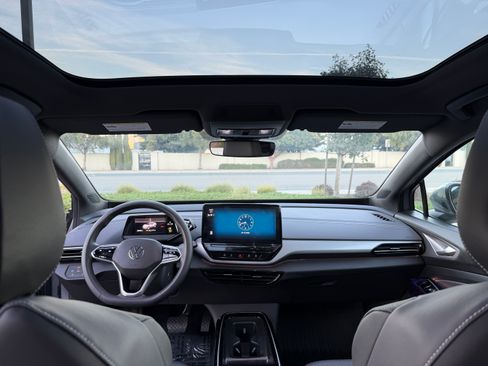 Used 2023 Volkswagen ID.4 Pro S image 13