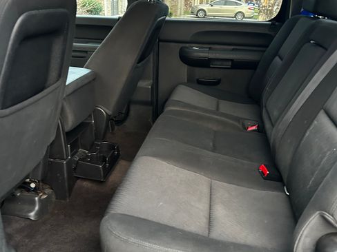 Used 2012 Chevrolet Silverado 2500 LT w/ Interior Plus Package image 5