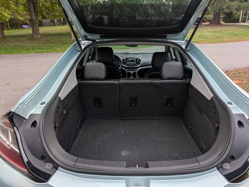 Used 2018 Chevrolet Volt LT w/ Comfort Package image 14