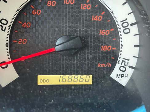 Used 2015 Toyota Tacoma PreRunner image 12