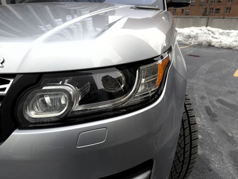 Used 2016 Land Rover Range Rover Sport Supercharged image 11