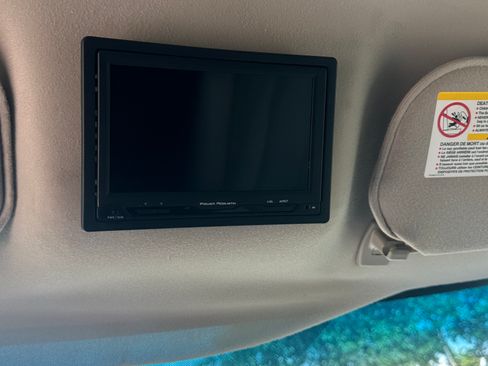 Used 2008 Chevrolet Express 3500 image 5