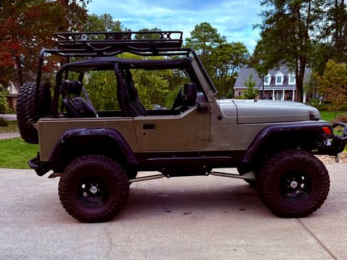 Used 1998 Jeep Wrangler Sport image 5