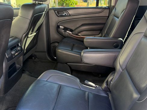 Used 2016 GMC Yukon XL SLT w/ Open Road Package image 8