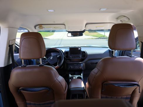 Used 2021 Ford Bronco Sport Outer Banks image 5