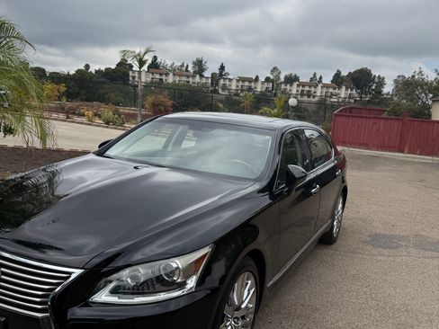 Used 2014 Lexus LS 460 L image 3