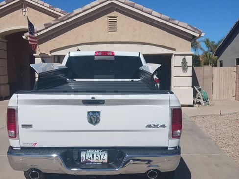 Used 2018 RAM 1500 Laramie w/ Convenience Group image 6