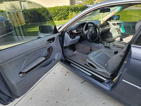 Used 2003 BMW 325Ci Coupe image 10