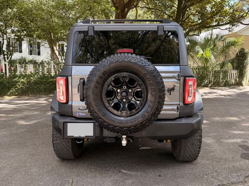 Used 2022 Ford Bronco Wildtrak image 8