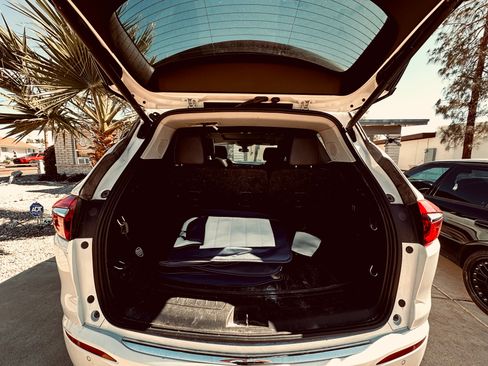 Used 2020 Buick Enclave Avenir w/ Avenir Technology Package image 8