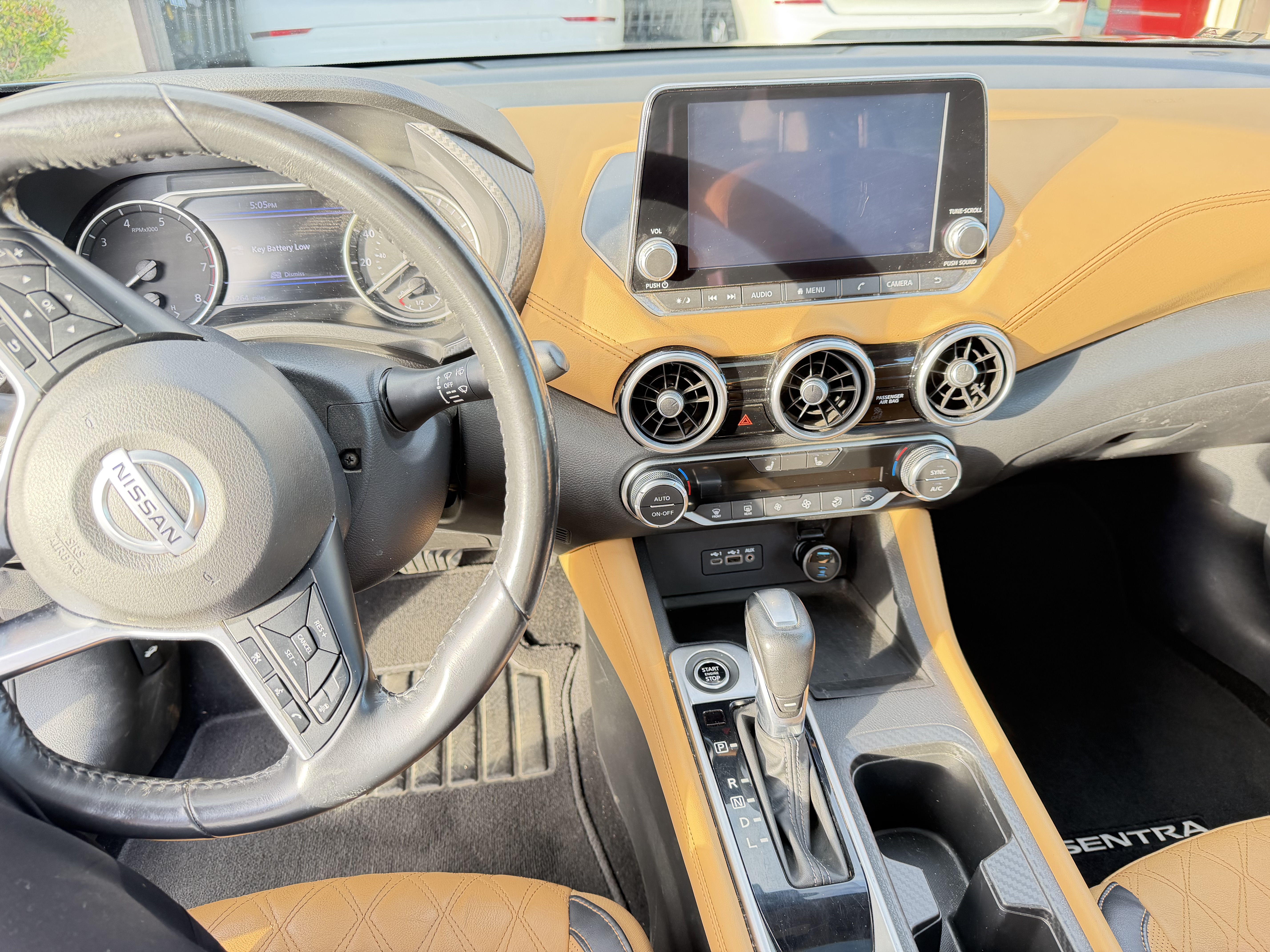 Used 2021 Nissan Sentra SV w/ SV Premium Package FWD image 10