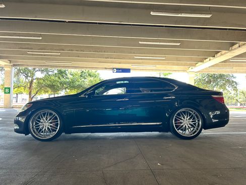 Used 2007 Lexus LS 460 image 9