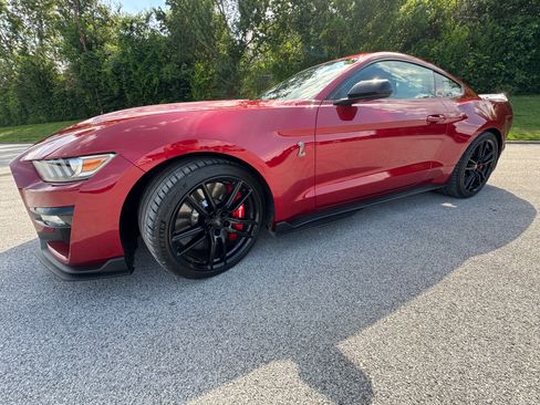 Used 2020 Ford Mustang Shelby GT500 RWD image 26