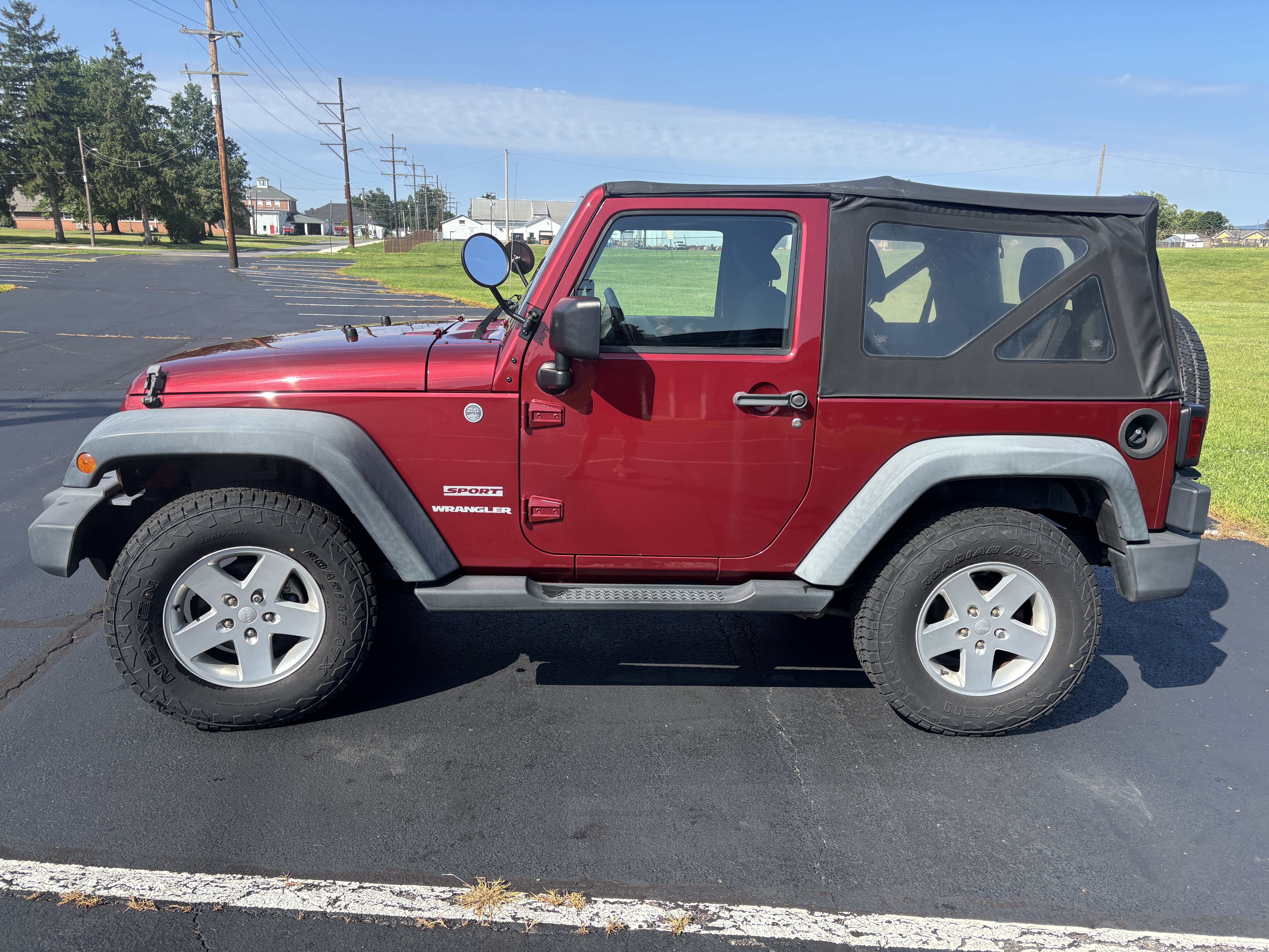 Used 2012 Jeep Wrangler Sport AWD/4WD image 5