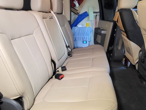 Used 2016 Ford F250 Lariat w/ Lariat Ultimate Package image 11