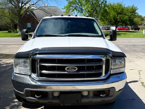 Used 2001 Ford F250 2WD Crew Cab Super Duty image 1