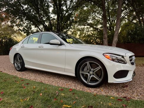 Used 2015 Mercedes-Benz C 300 Sedan image 13