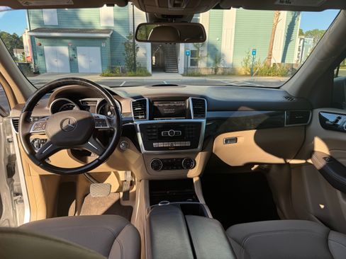 Used 2015 Mercedes-Benz ML 350 2WD image 10