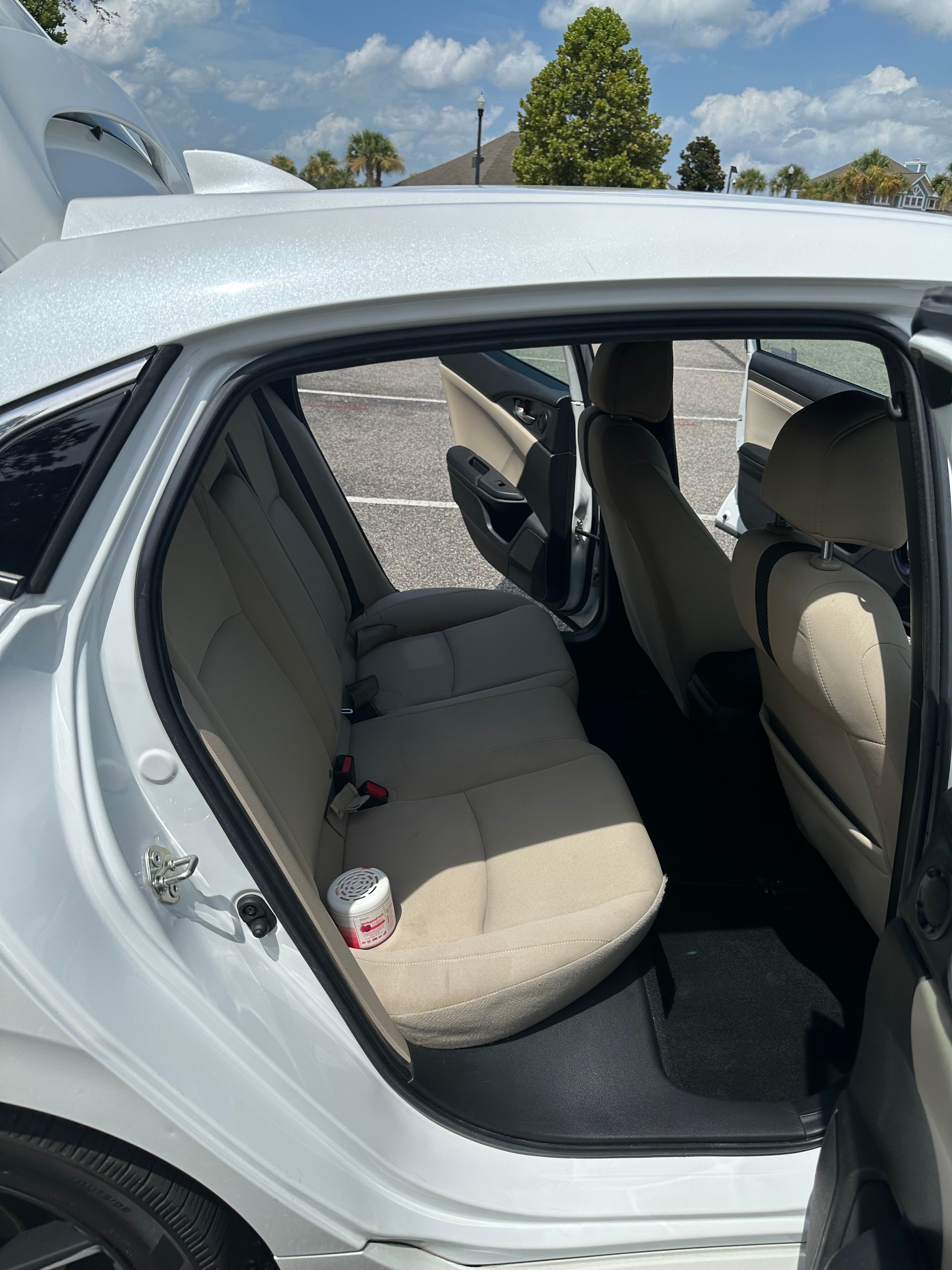 Used 2021 Honda Civic EX image 9