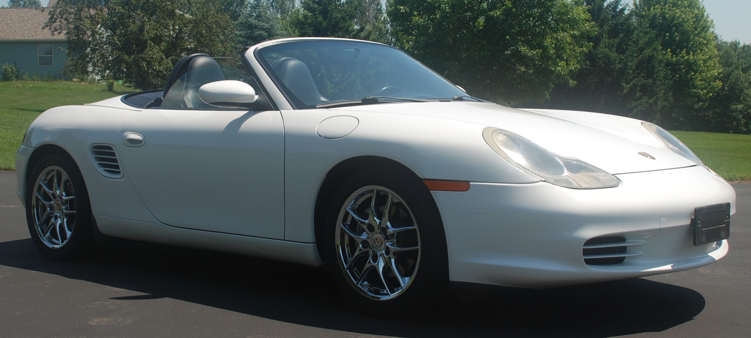 Used 2004 Porsche Boxster RWD image 8