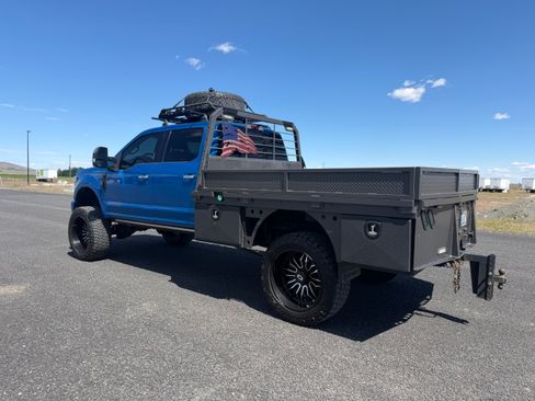 Used 2021 Ford F350 Platinum AWD/4WD image 8