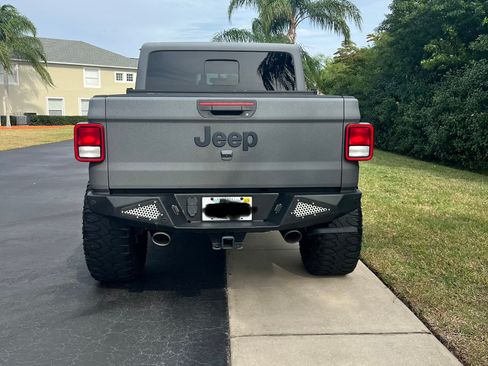 Used 2020 Jeep Gladiator Sport w/ Quick Order Package 24S image 5