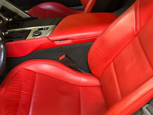 Used 2015 Chevrolet Corvette Stingray Coupe w/ 2LT Preferred Equipment Group image 16