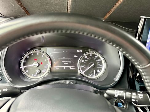 Used 2022 Toyota Highlander Platinum AWD/4WD image 30