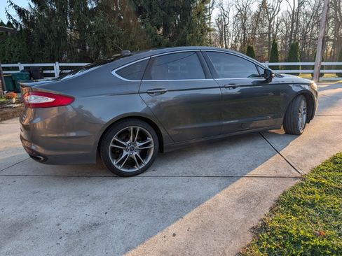 Used 2015 Ford Fusion Titanium image 9