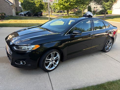 Used 2014 Ford Fusion Titanium FWD image 1