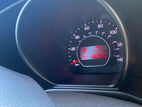 Used 2015 Kia Soul image 16