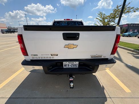 Used 2011 Chevrolet Silverado 1500 LT w/ Texas Edition image 9