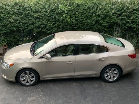 Used 2012 Buick LaCrosse Premium image 1