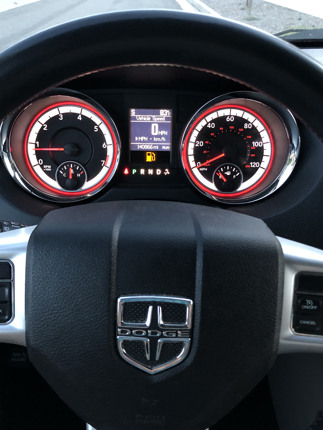 Used 2014 Dodge Grand Caravan SXT w/ Rear Park Assist Package FWD image 12