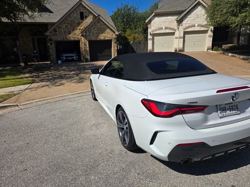 Used 2023 BMW 430i xDrive Convertible w/ M Sport Package image 10