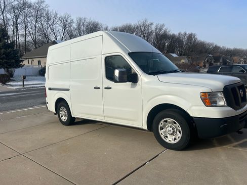 Used 2018 Nissan NV 2500 SV w/ Navigation Package image 1