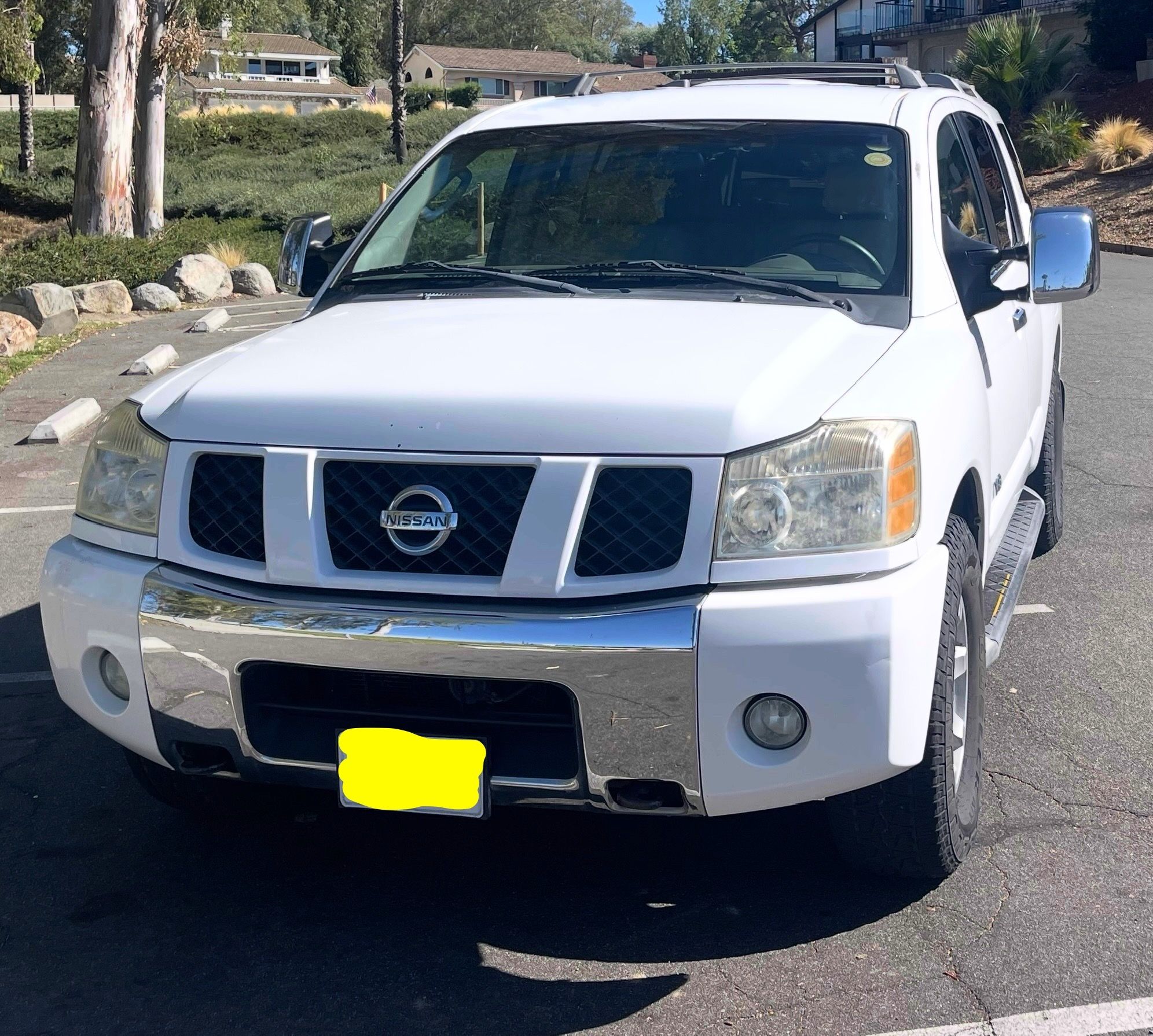 Used 2005 Nissan Armada SE Off-Road w/ (T01) Tow Pkg AWD/4WD image 1