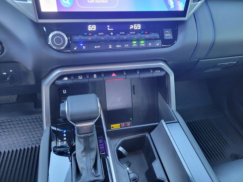 Used 2025 Toyota Tundra Platinum image 18