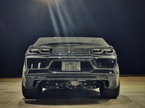 Used 2019 Chevrolet Camaro SS image 2