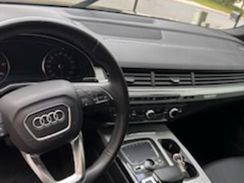 Used 2019 Audi Q7 2.0T Premium w/ Convenience Package image 25