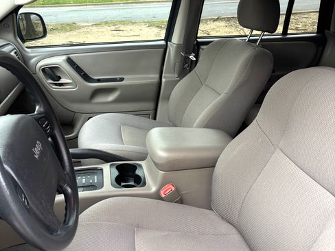 Used 2002 Jeep Grand Cherokee Laredo image 10