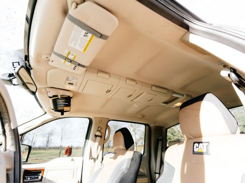 Used 2006 Ford F150 Lariat image 19