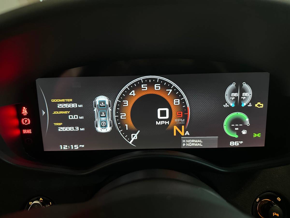Used 2018 McLaren 570S RWD image 4