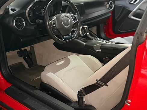 Used 2018 Chevrolet Camaro LT w/ RS Package image 13