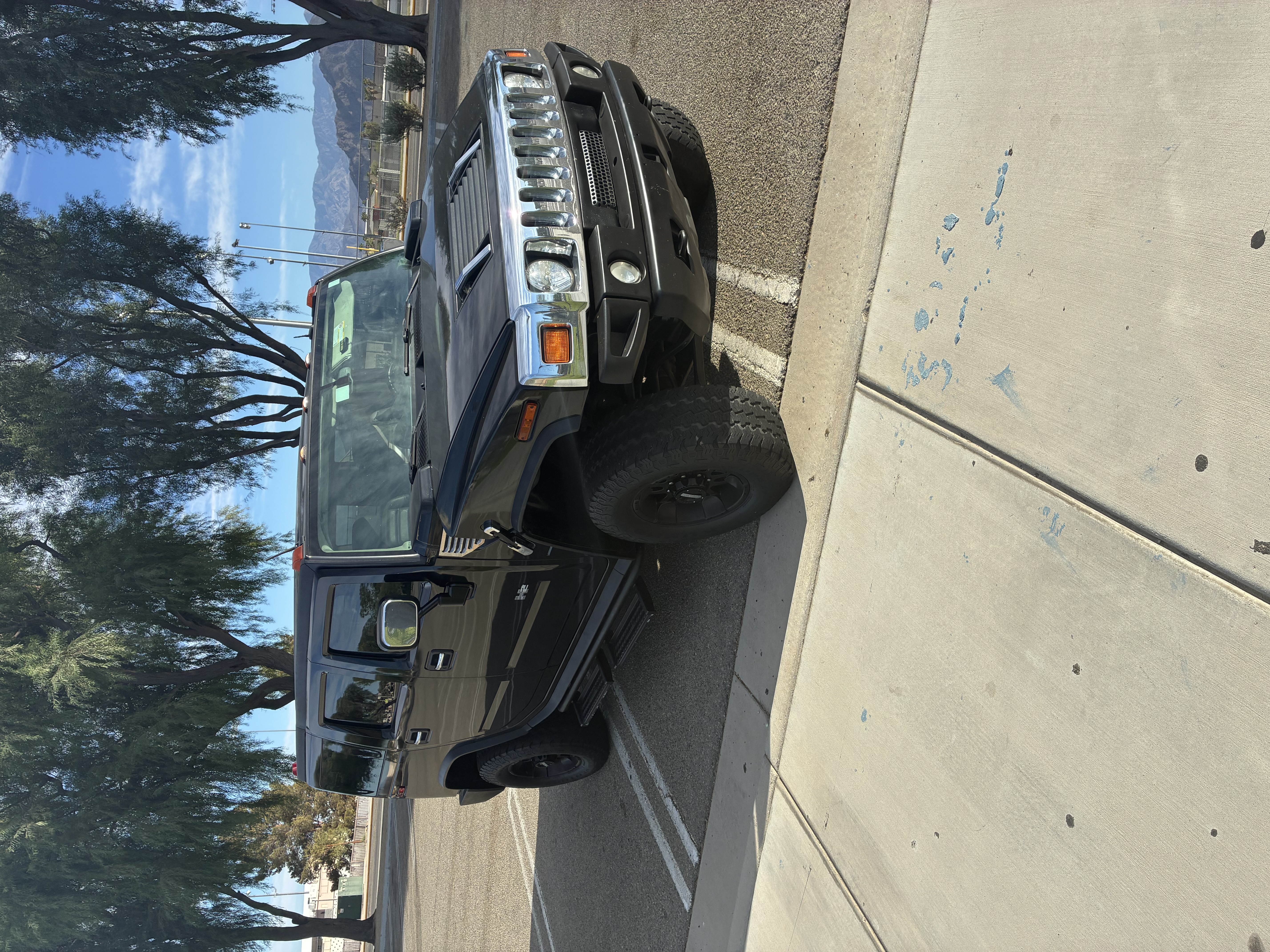 Used 2003 HUMMER H2 w/ Preferred Equipment Group AWD/4WD image 4