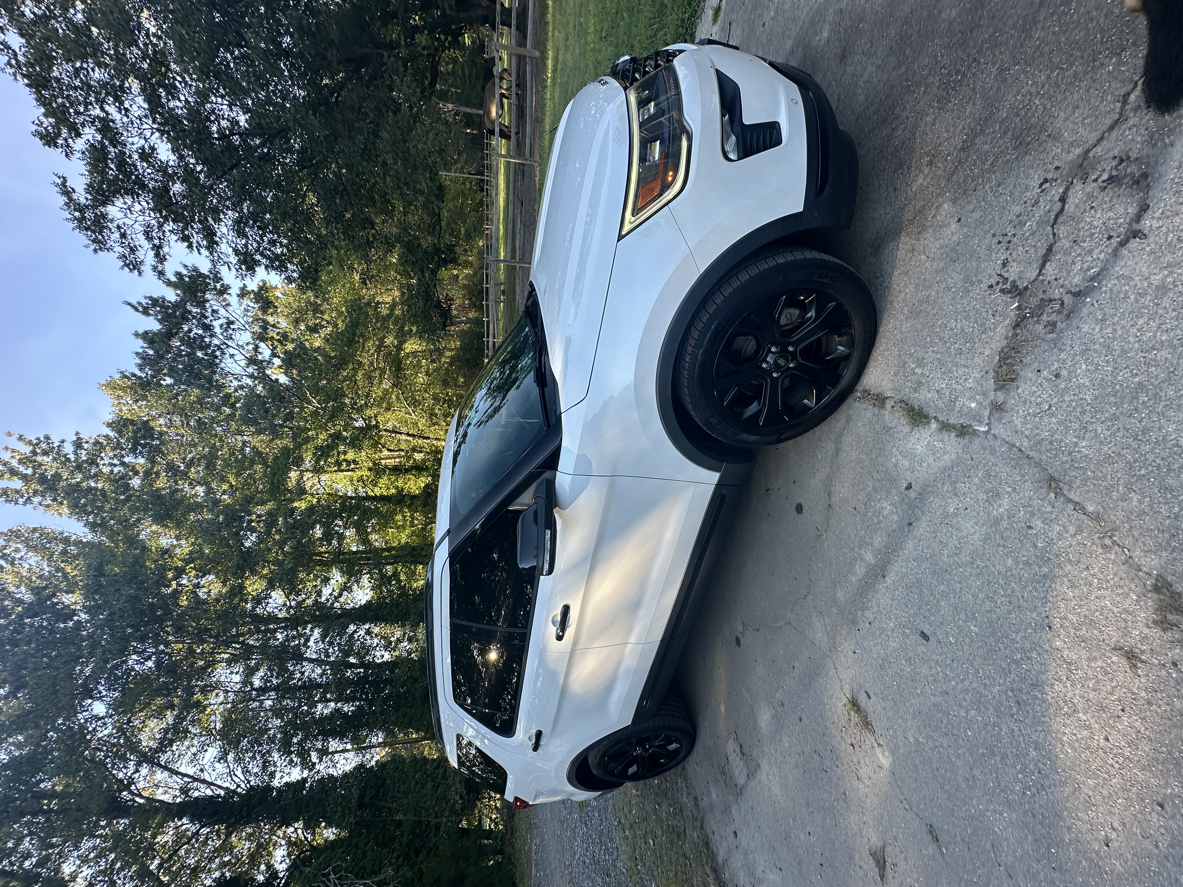 Used 2019 Ford Explorer Sport w/ Equipment Group 401A AWD/4WD image 1