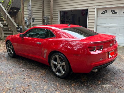 Used 2013 Chevrolet Camaro LS image 8