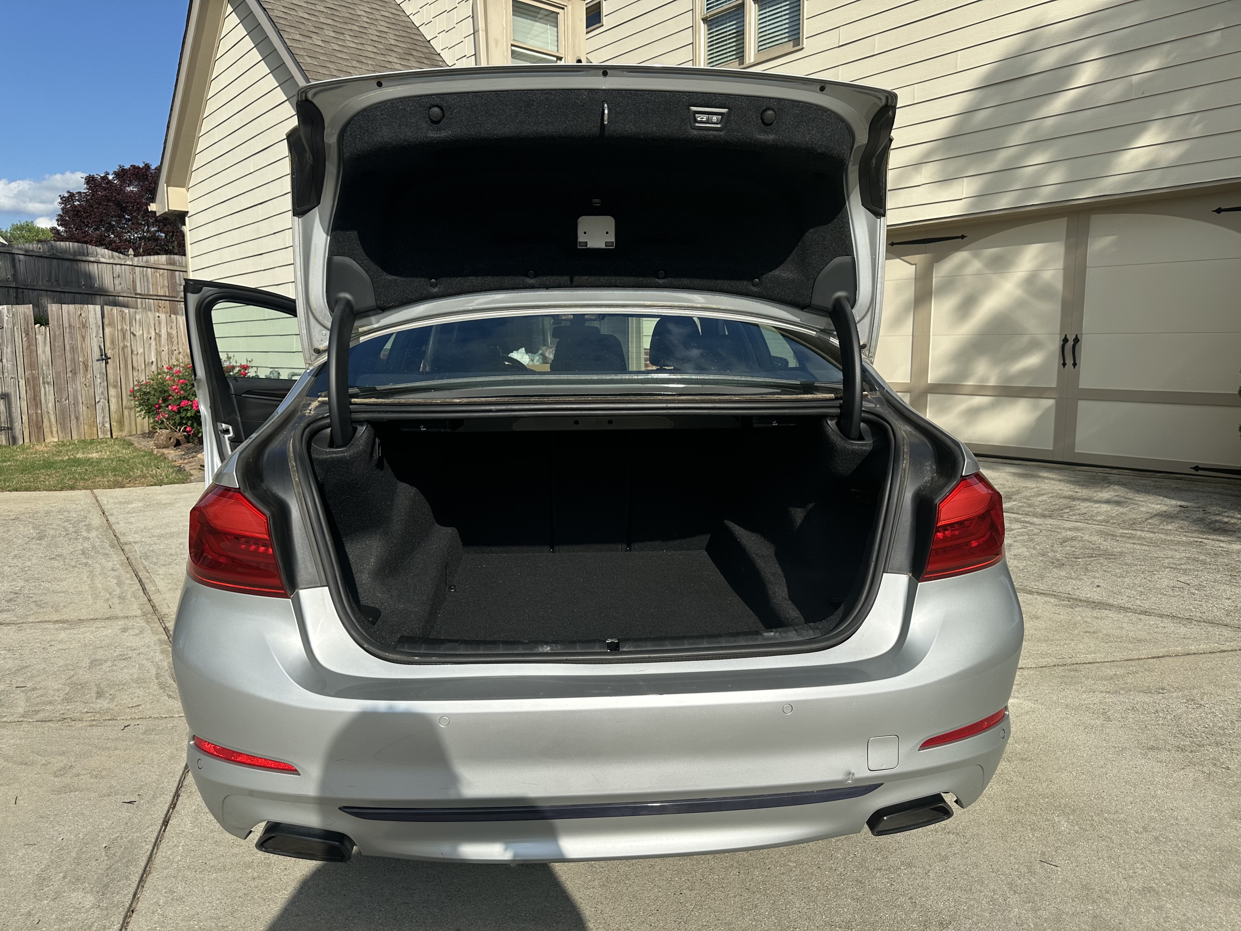 Used 2018 BMW 540i RWD image 22