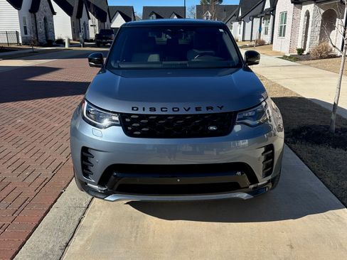 Used 2021 Land Rover Discovery S R-Dynamic image 10